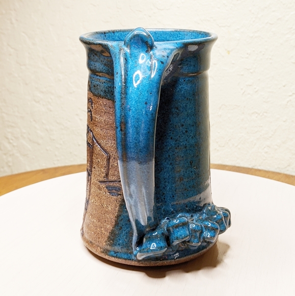 LOIS HINMAN Handthrown Pottery Mug - Picture 4 of 7